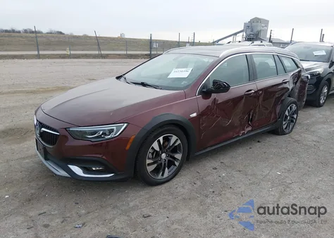 2019 Buick Regal Tourx Awd Essence z USA, uszkodzony, nr VIN W04GV8SX2K1076528